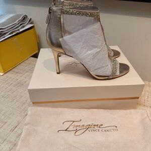 Vince Camuto Women's Metallic Gold Heels